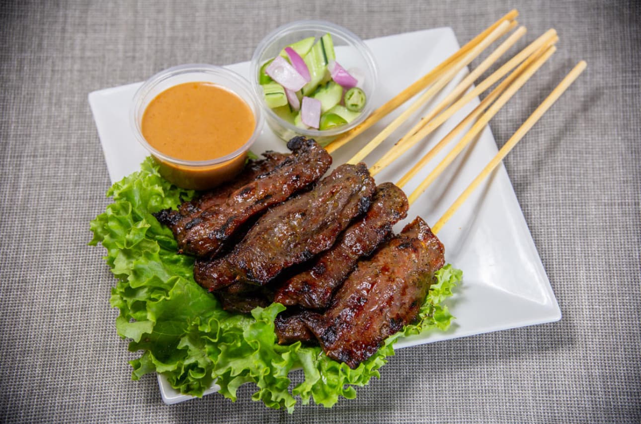 Sate - Thai beef satay skewers with peanut sauce and fried rice